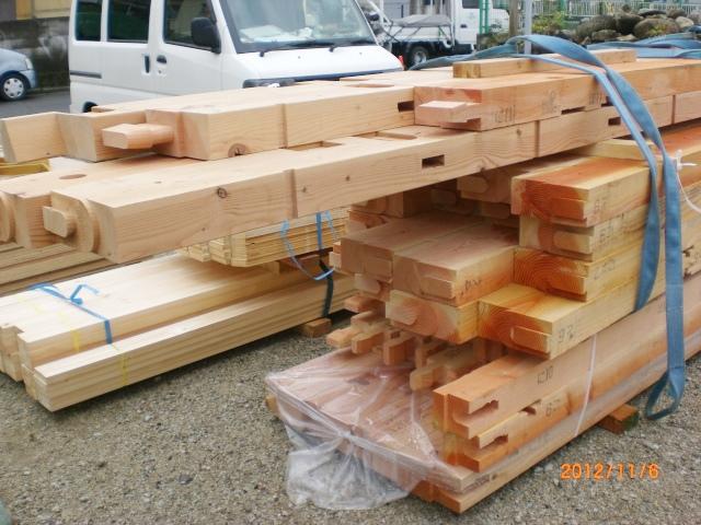 Construction ・ Construction method ・ specification. Precisely cut material from the factory!