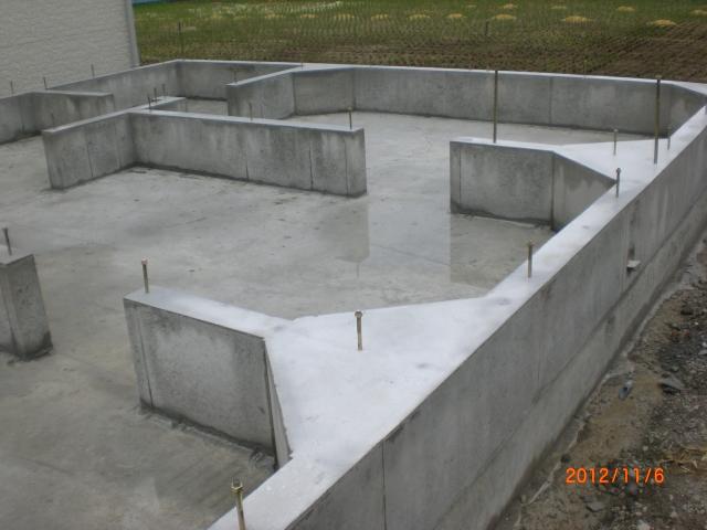 Construction ・ Construction method ・ specification. Firm foundation of the corner reinforcement!