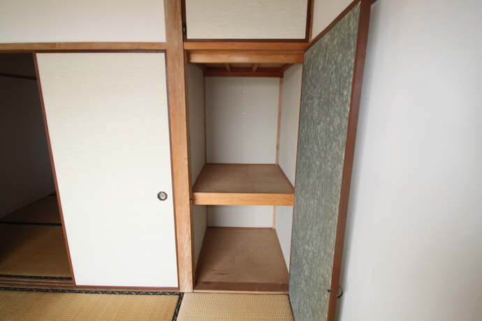 Receipt. Type closet