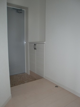 Entrance. Isomorphism Current state priority