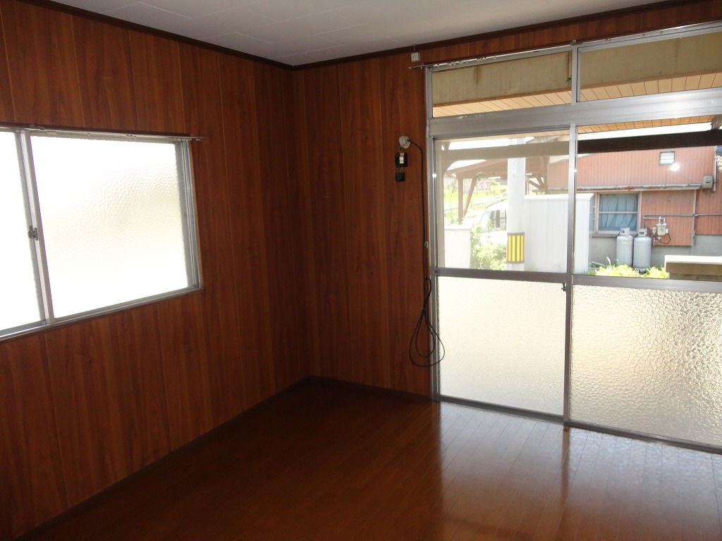 Other room space. Western style room