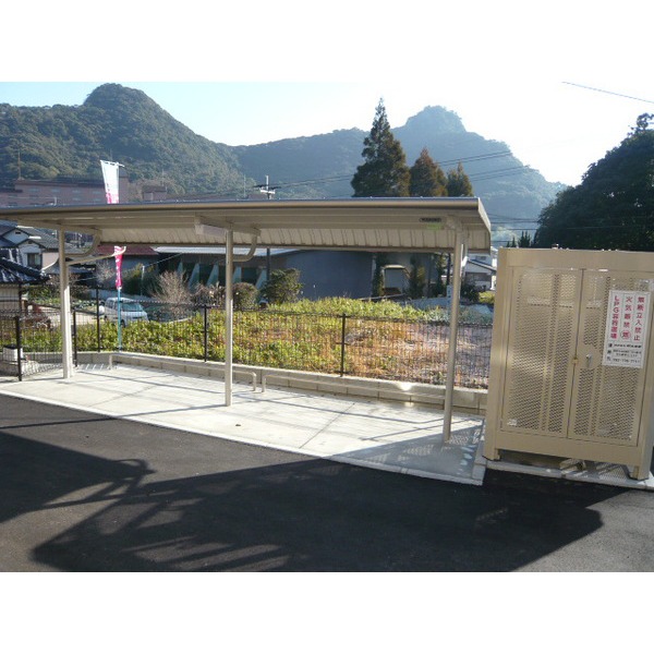 Other common areas. Bicycle-parking space