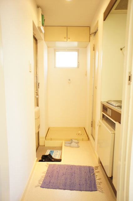 Kitchen. Around the large kitchen. Bright there is also a window