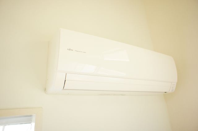 Other Equipment. Clean, air-conditioned.