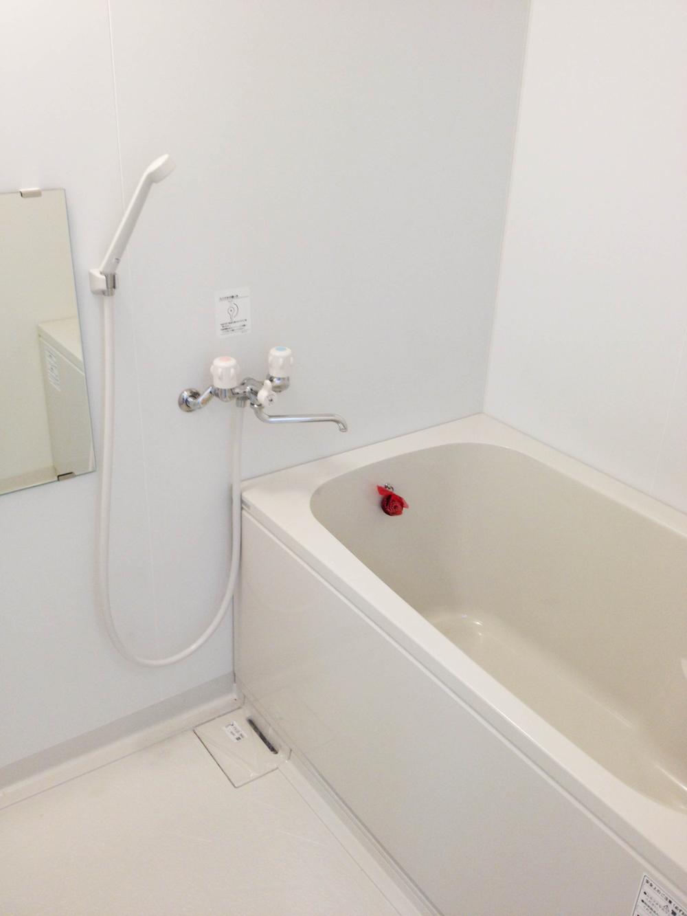 Bathroom. Room (August 2013) Shooting