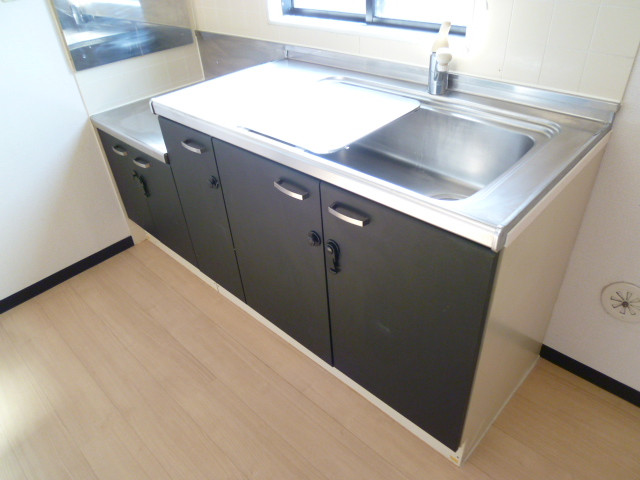 Kitchen. Chocolate color is cute