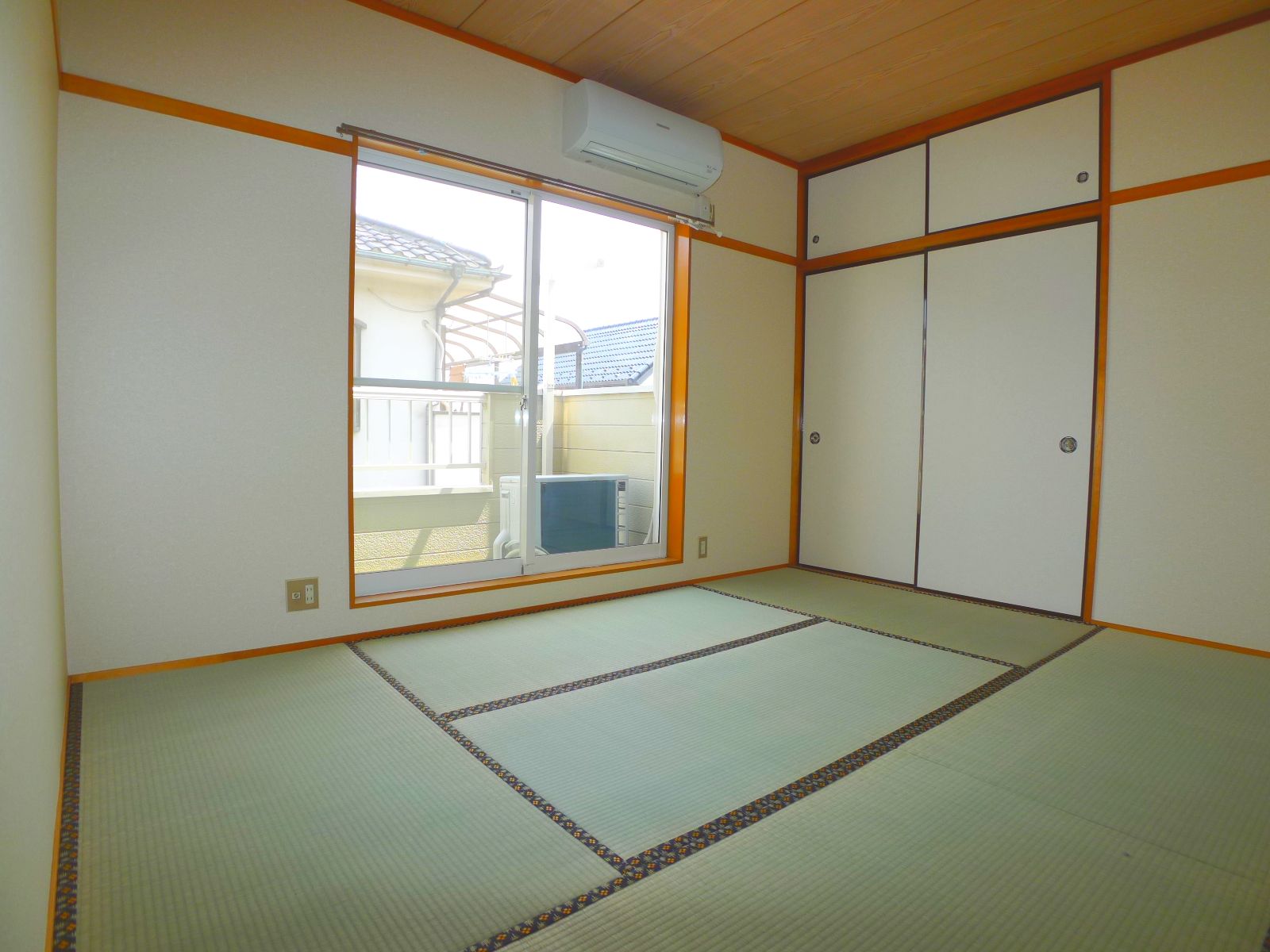 Living and room. Second floor Japanese-style room