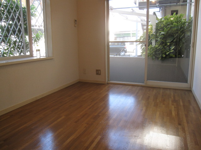 Living and room. Living