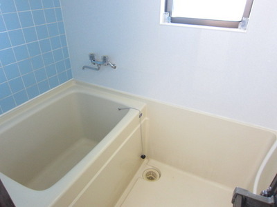 Bath. bath! You can ventilation with windows!