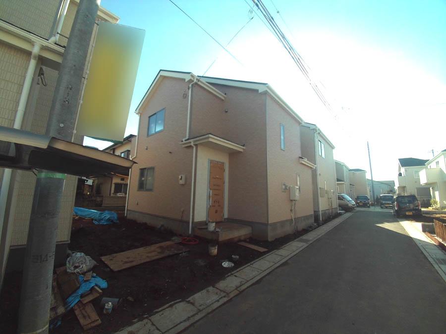 Local photos, including front road. G Building We offer the same use the finished model house of this property. Please feel free to contact us. 