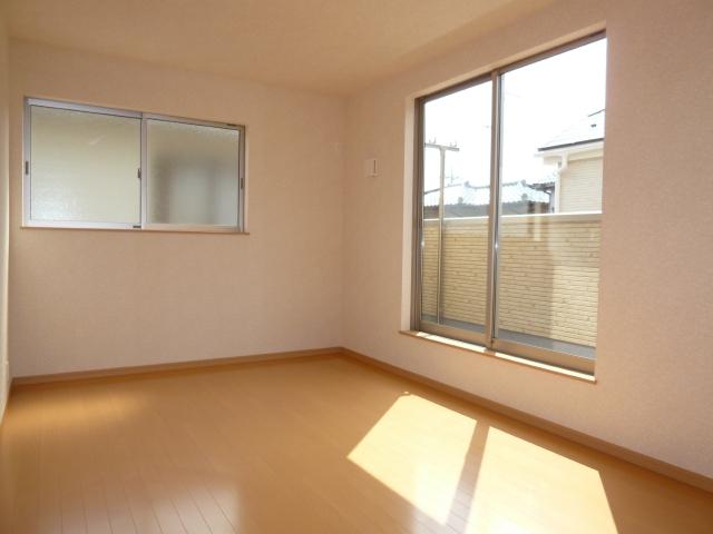 Same specifications photos (Other introspection)