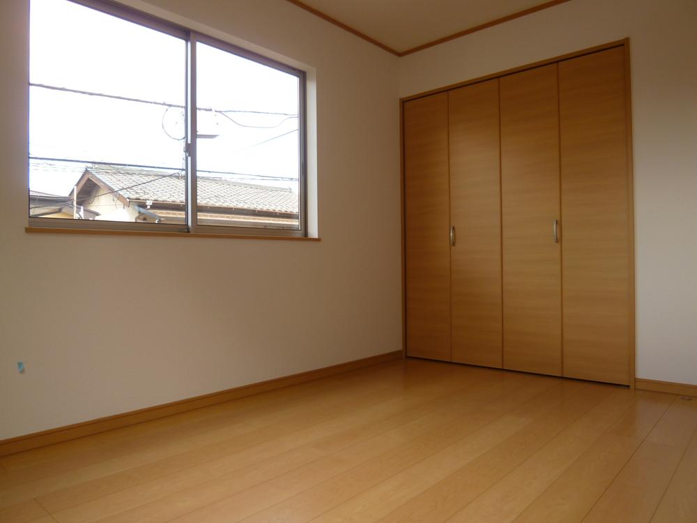 Non-living room. Indoor (11 May 2013) Shooting