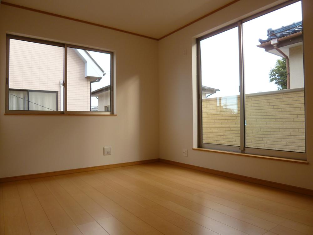 Non-living room. Indoor (11 May 2013) Shooting