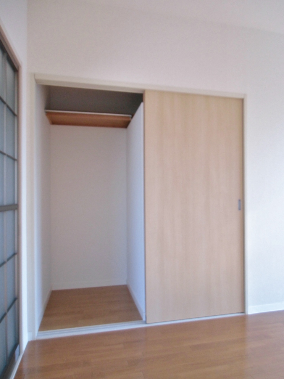 Receipt. Depth is a there there is a storage capacity storage