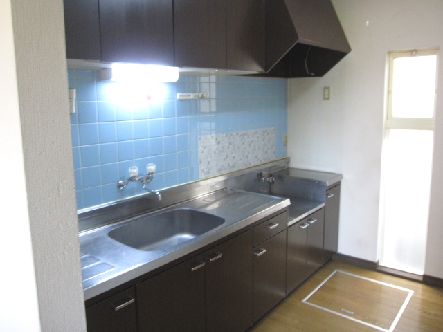 Kitchen. Easy cooking in the large kitchen