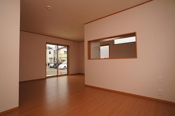 Living. Your family spacious living room that everyone is comfortable and welcoming Indoor (September 2013) Shooting Building 2