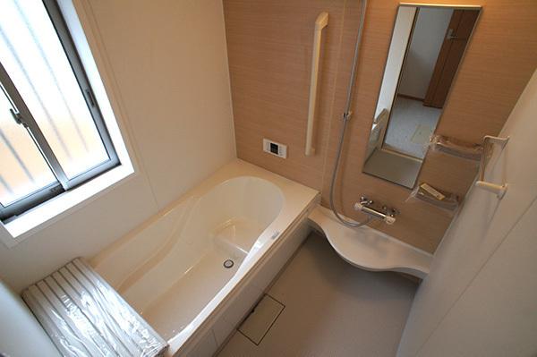 Bathroom. Indoor (September 2013) Shooting Building 2