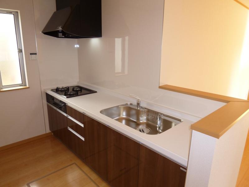 Same specifications photo (kitchen)