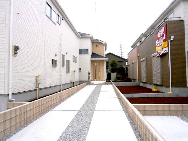 Local photos, including front road