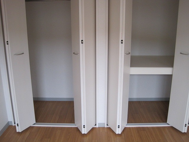 Receipt. Plenty of storage space