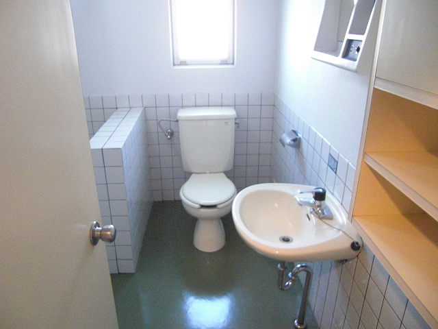 Toilet