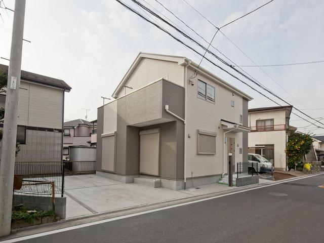 Local appearance photo.  ■ Two car space!  ■ Face-to-face kitchen 15 Pledge!  ■ Site 39 square meters of the spacious room!  ■ Walk-in closet with! 