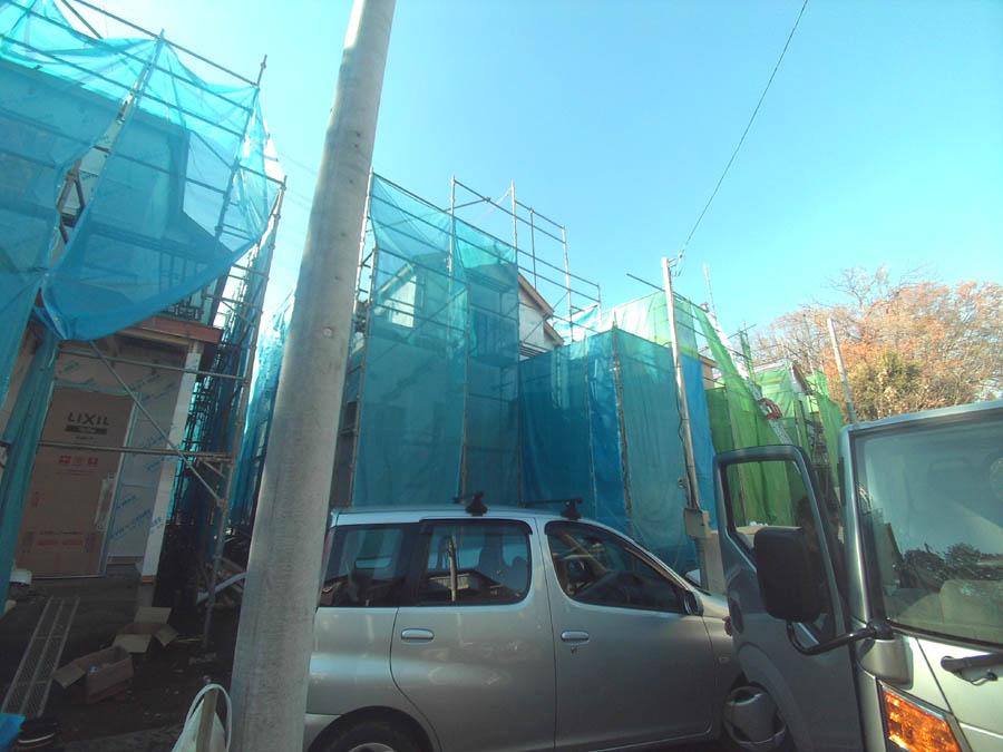 Local photos, including front road. C Building We offer the same use the finished model house of this property. Please feel free to contact us.