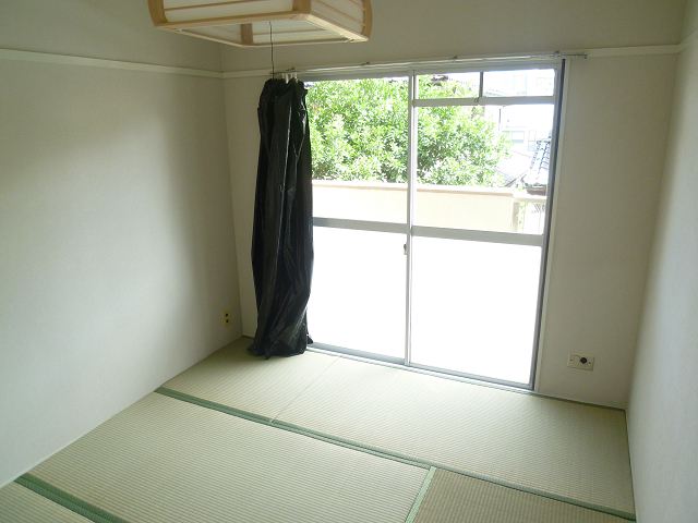 Other room space. 4.5 Pledge Japanese-style room
