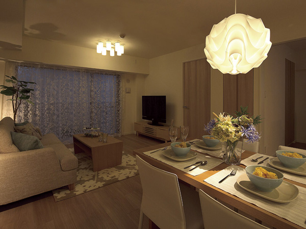 Living.  [To produce a high-quality relaxation, Family space to get used to nature and smile] living ・ Important space dining is to foster communication with your family. Bright and open space design can be all your family spend a carefree is born nature and smile,  To produce a relaxing pleasant. (Publication photograph of is what all was taken the model room H type in April 2013. Also, Some paid options and furniture ・ It is included furniture etc., It is not included in the sale price)