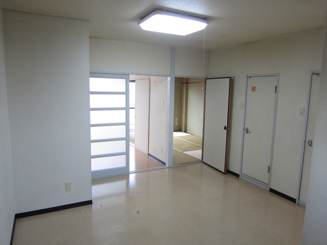 Living and room. Dining table is also a size that would put