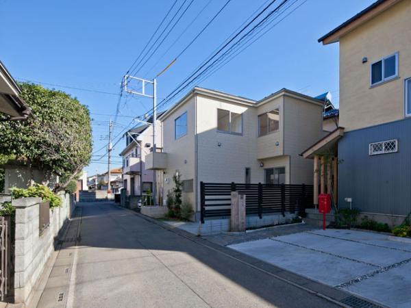 Local photos, including front road. 2013 / 11 / 21 shooting 