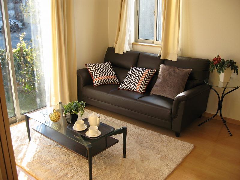 Same specifications photos (living). Same specifications