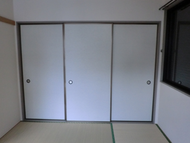 Receipt. Japanese-style storage