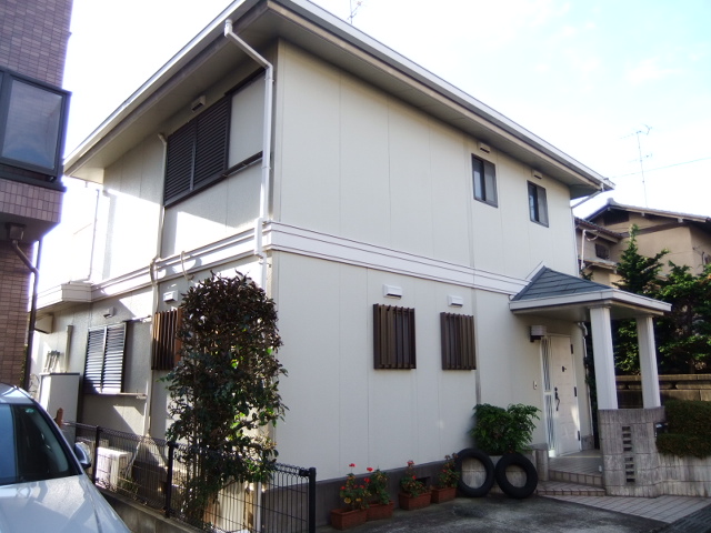 Building appearance. Chic look