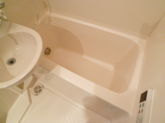 Bath. Bus toilet by. Same property by room reference photograph.