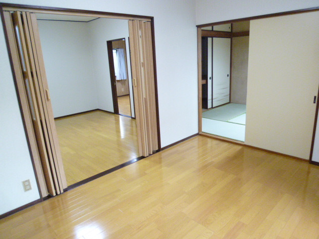 Living and room. Main room