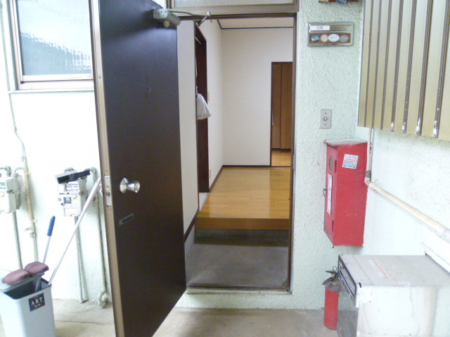 Entrance. Internal front as seen from the front door