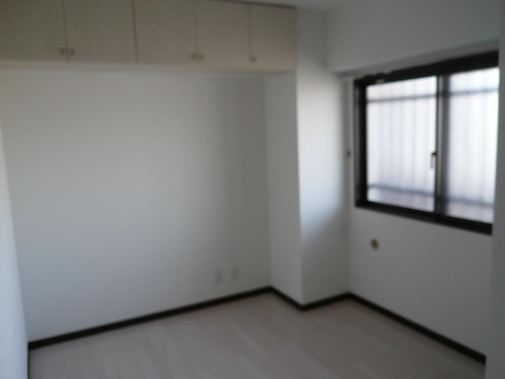 Non-living room
