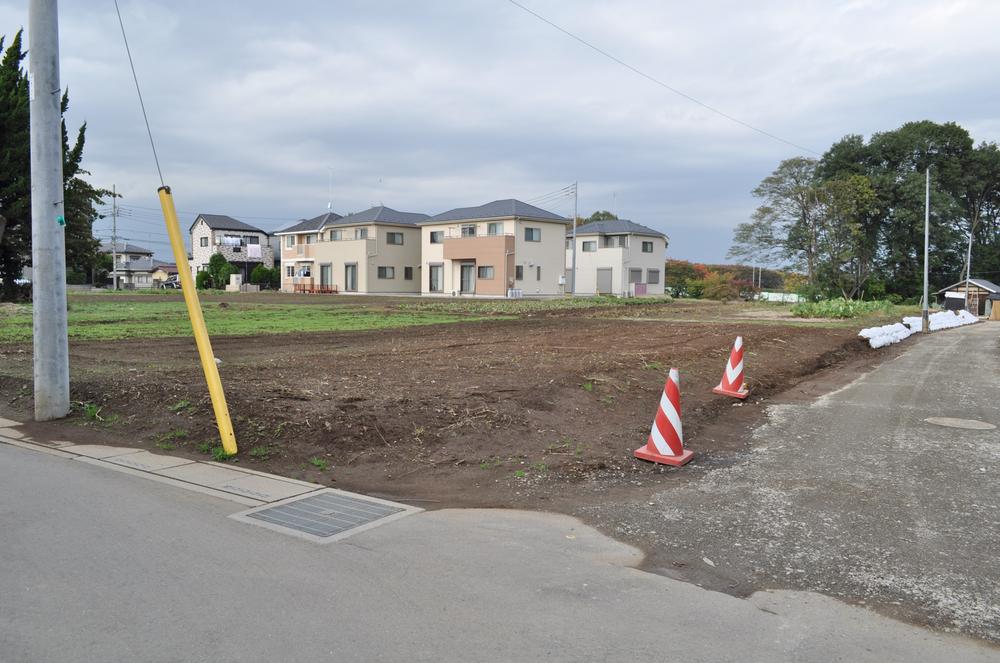 Local land photo. Corner lot of 4m × 4m (11 May 2013) Shooting