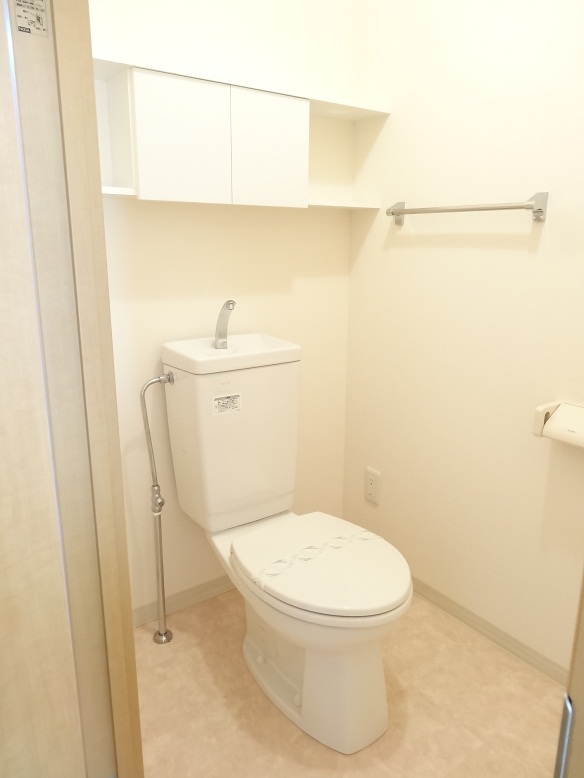 Toilet. of course! Bus is a toilet!