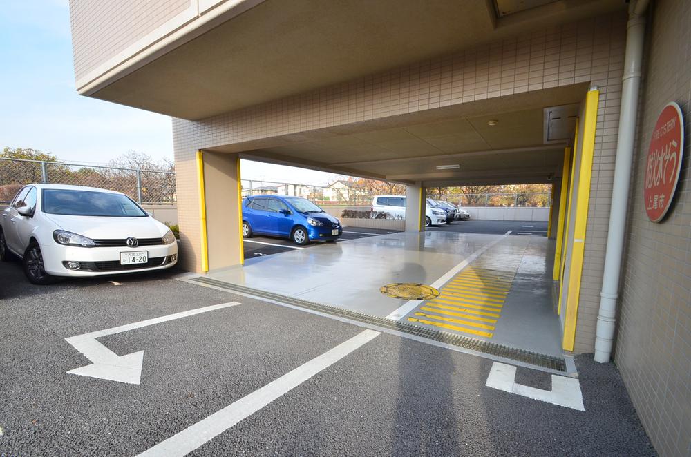 Parking lot. Local (September 2012) shooting