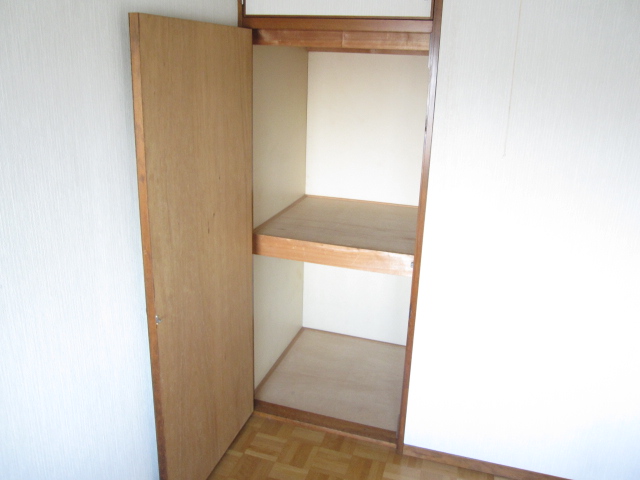 Receipt. Western-style housing