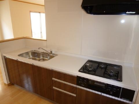 Same specifications photo (kitchen)