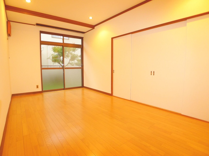 Living and room. 1 Kaiyoshitsu