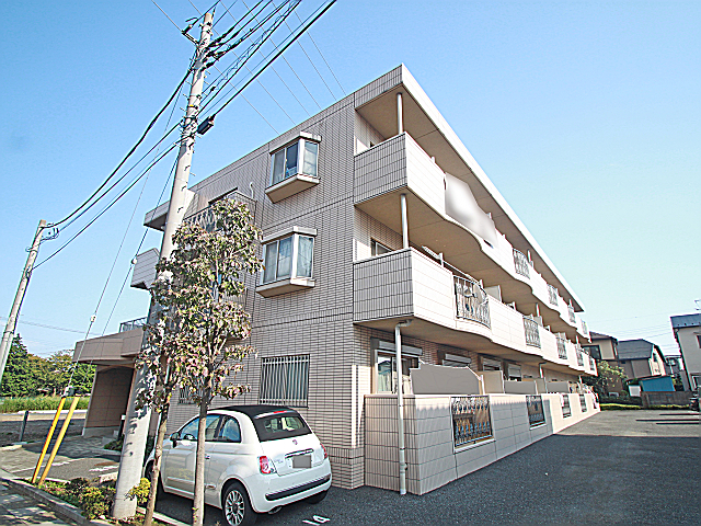 Building appearance. Building south appearance  ※ If the south is unable to Shooting from the other direction