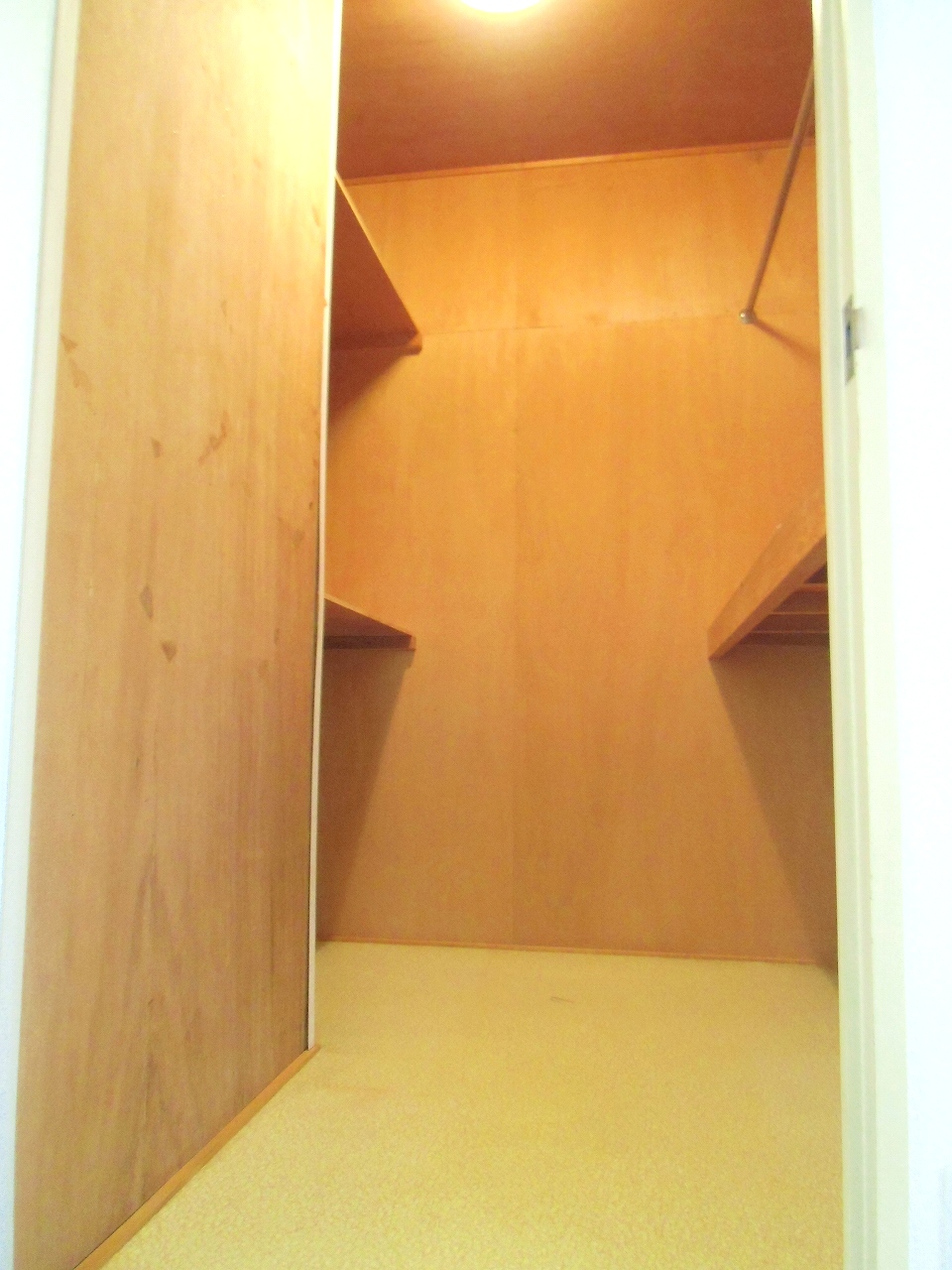 Receipt. Depth is a there there is a storage capacity storage