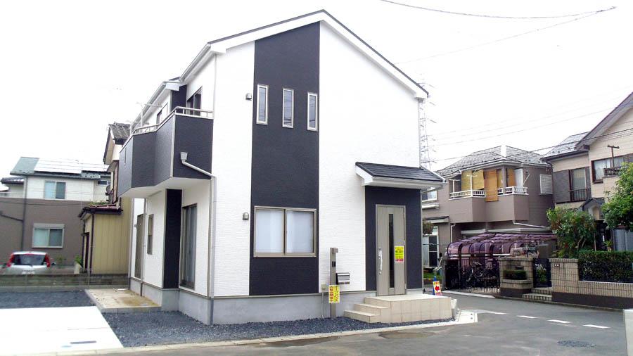 Local photos, including front road. Was building completed. Such as the actual image from per yang, We have to wait all the time so you can see directly. 