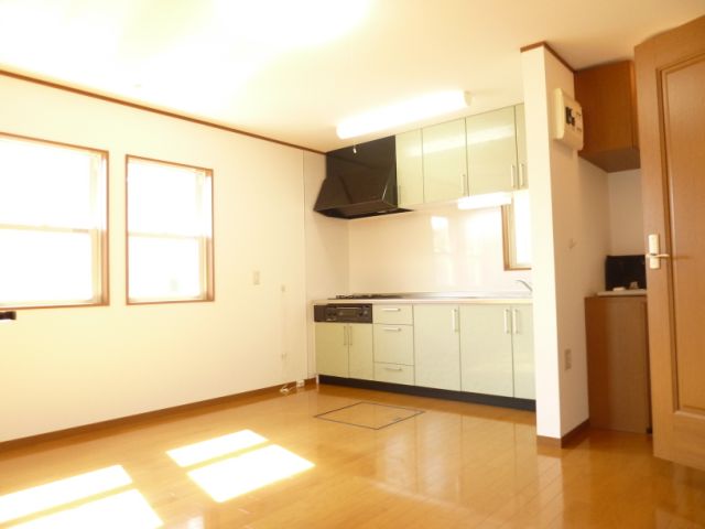 Living and room. Widely dining kitchen there is a window. You can put also table