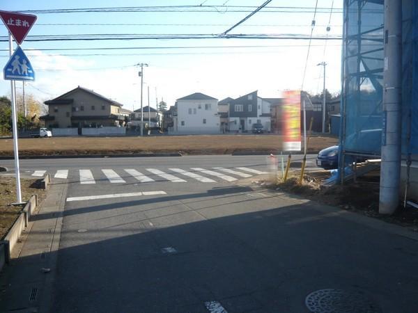 Local photos, including front road