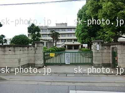 Primary school. Ageo Nishi Elementary School 700m to